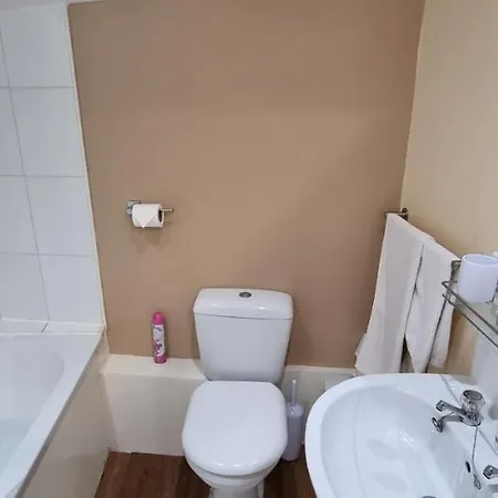 Town House 스킵턴